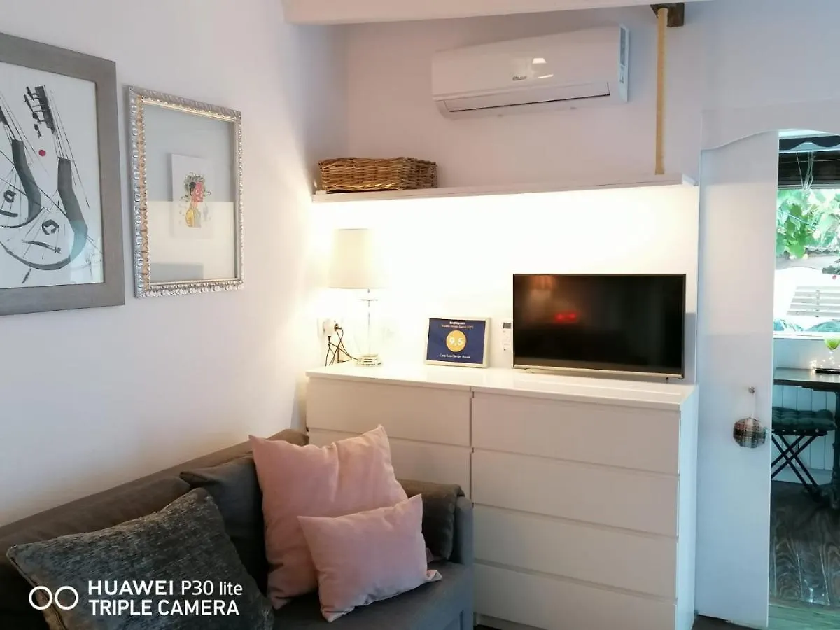 Апартаменты Casa Rosa Garden House Санта-Кристина-де-Аро 0*,