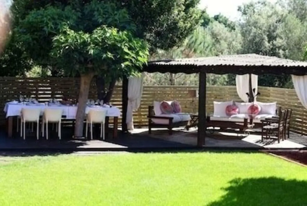Апартаменты Casa Rosa Garden House Санта-Кристина-де-Аро